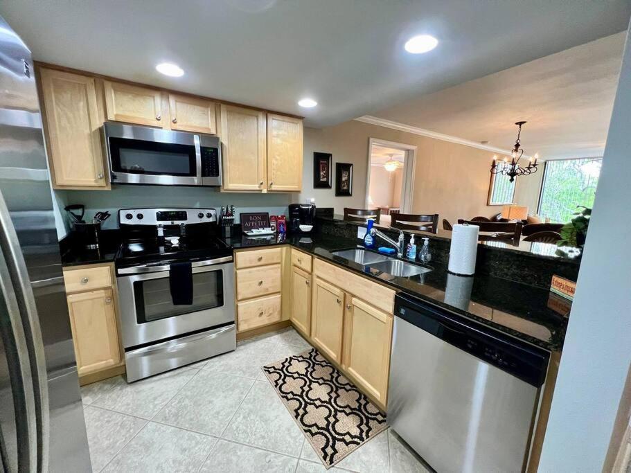 Seaside Treasure Apartment Biloxi Bagian luar foto